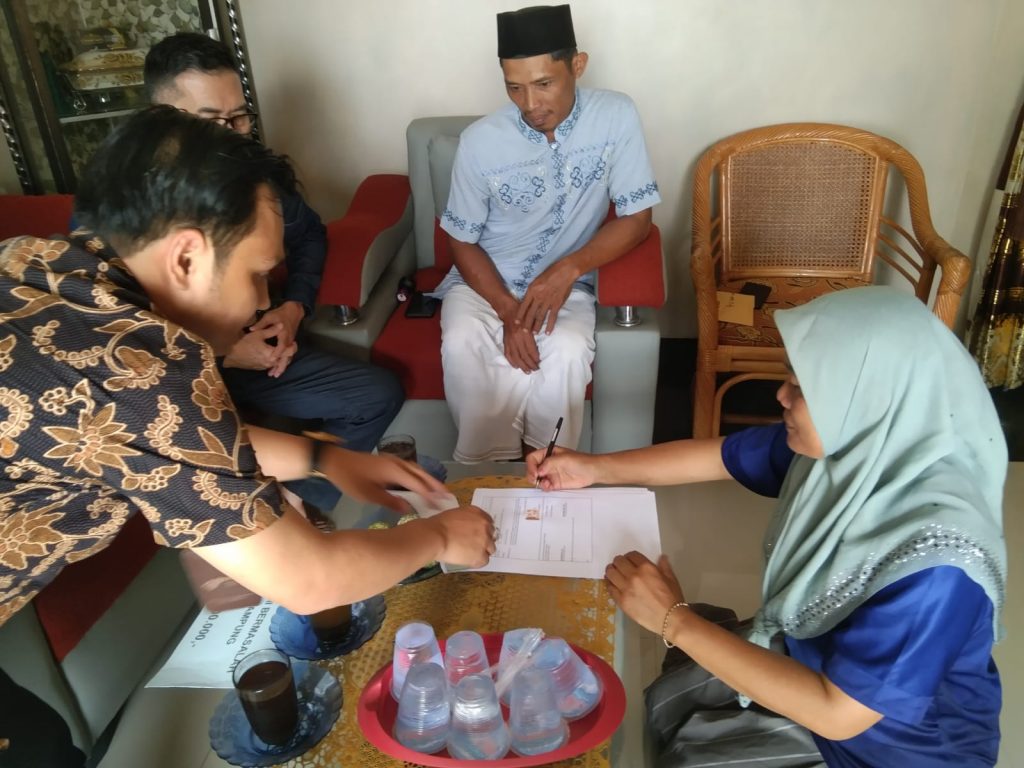 SBMI Lampung Dampingi Proses Penyerahan Santunan PMI yang Meninggal di Malaysia