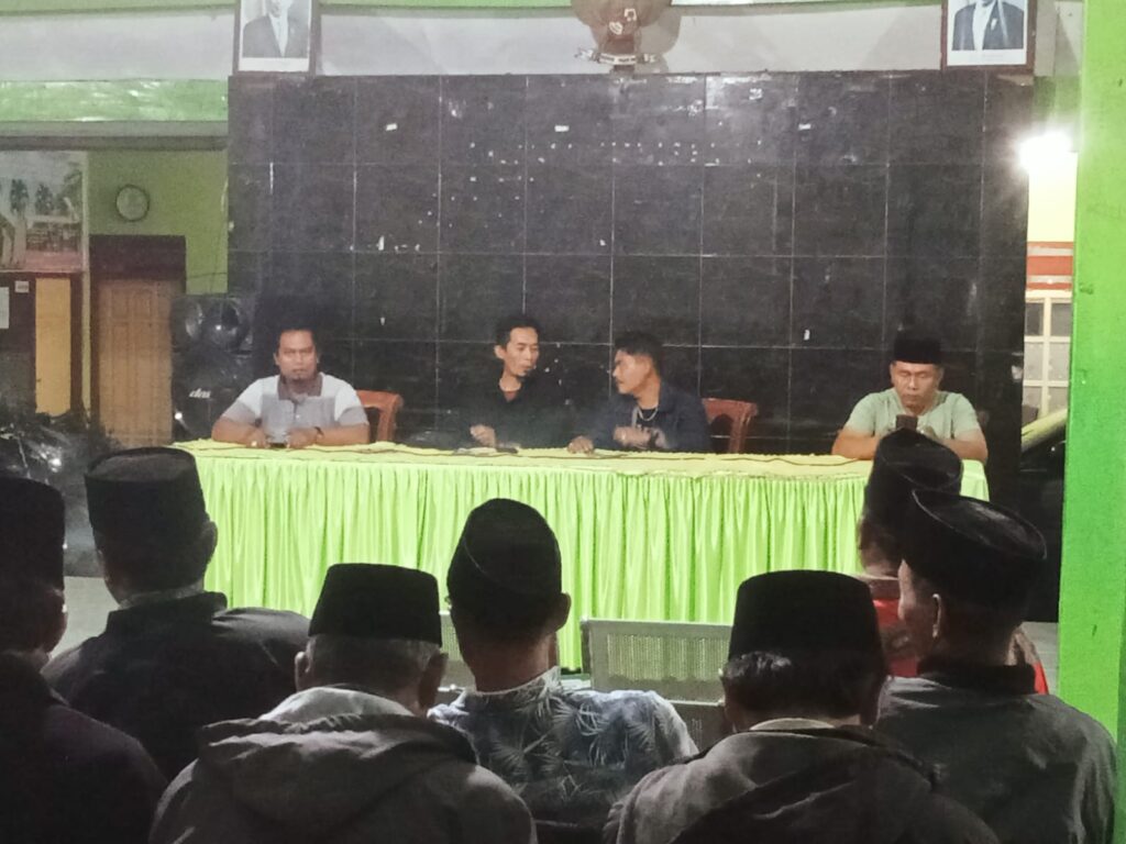 dpc sbmi lumajang ajak pemerintah desa kalisemut perkuat edukasi migrasi aman bagi warga 17/09/2024