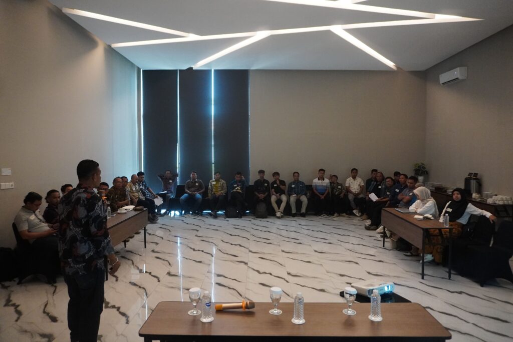 Pelatihan Mekanisme Penyelesaian Hubungan Industrial di Sektor AKP Migran: Menyelesaikan Perselisihan secara Bipartit dan Tripartit 1 Pelatihan Mekanisme Penyelesaian Hubungan Industrial di Sektor AKP Migran: Menyelesaikan Perselisihan secara Bipartit dan Tripartit 28/06/2025