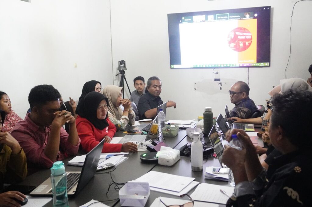 SBMI Sukses Gelar Rakernas II 2025: Evaluasi dan Strategi Pelindungan Buruh Migran 1 SBMI Sukses Gelar Rakernas II 2025: Evaluasi dan Strategi Pelindungan Buruh Migran 28/06/2025