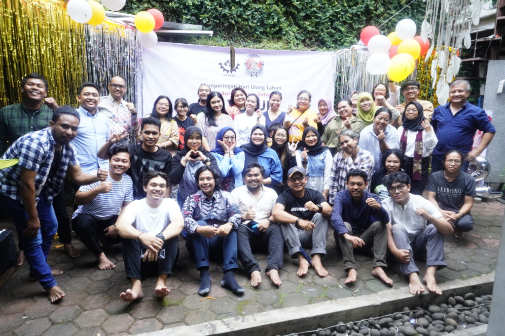 22 TAHUN SBMI: BURUH MIGRAN MENGAKAR KUAT, MELAWAN PENINDASAN
