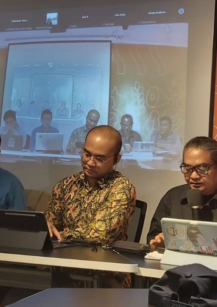 Hariyanto Suwarno, Chairman of The Indonesian Migrant Workers Union at People’s Agenda on the Migration in Southeast Asia and East Asia Conference Press